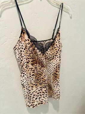 Natori Leopard print cami with lace trim top - and adjustable straps size Large